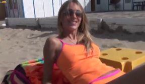 Naughty Very Sexy Dutch Amateur Girl Picked Up At Beach - 4K