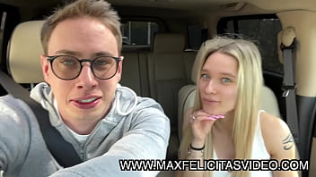 Viral: Insane La Tettona Italiana Azzurra Eyes Si Mostra In Tutto Il Suo Splendore Dentro Hummer Di Max Felicitas Che Si Sega In Macchina