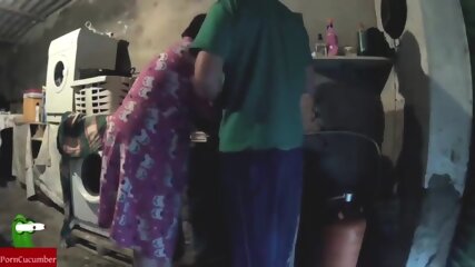 Hot Arab Sexy Milf Enjoys A Large Cock In Her Fat Pussy And Ass 2022