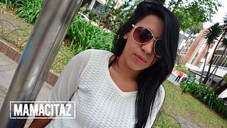 Hidden Cam: Naughty Big Natural Tits Babe Tries A Huge Cock For The First Time - Carne Del Mercado - High Quality