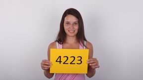 Kinky ”Czech Huge Boobs Tight Teen Casting”