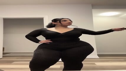 Wet Tiktok Ass 6