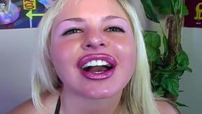 Hot ”Andi Anderson Givess A Hardcore Handjob”