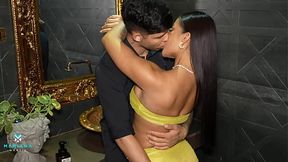 Must Watch: Kinky Hot Encounter With A Waiter In A Restaurant Restroom - Mariana Martix & Danner Mendez