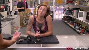 Hot Harlow Harrison Has Got Sex Adventure In Pawn Shop - High Quality