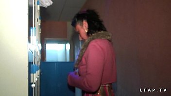 Hot Libertine Francaise Sodomisee Au Sauna Dans Un Plan A 3 Avec Papy Voyeur - Must See