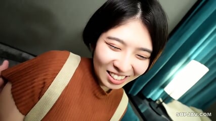 Trending: Cute Japanese Stunner With Nice Body And Tits - Must See