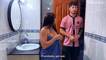 Kinky Hijastro Con Gran Polla Aprovecha Que Su Madrastra Est&Aacute_ Sola En Casa - Danner Mendez / Silvana Lee