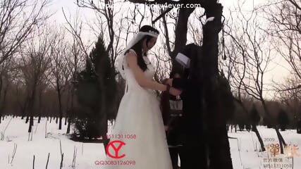 Wet Chinese Slave Girls In The Snow Kinky4Ever