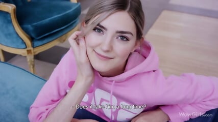 Hidden Cam: Hot Eva Elfie Public - Must See
