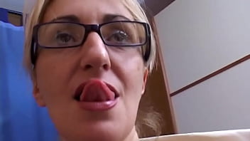 Kinky Married But Amateur Audition For Licia Who Wants Lots Of Cock
