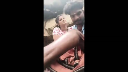 Tamil Girlfriend Ki Outdoor Hardcore Action Mms Tape
