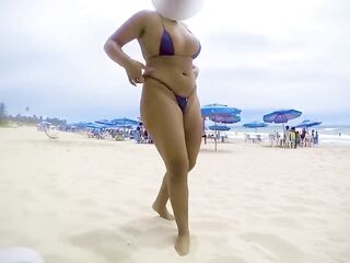 Uncensored: Raw Sra. Feet Safada Dançando E Se Exibindo Na Praia, Depois Fica Nuazinha - 4K